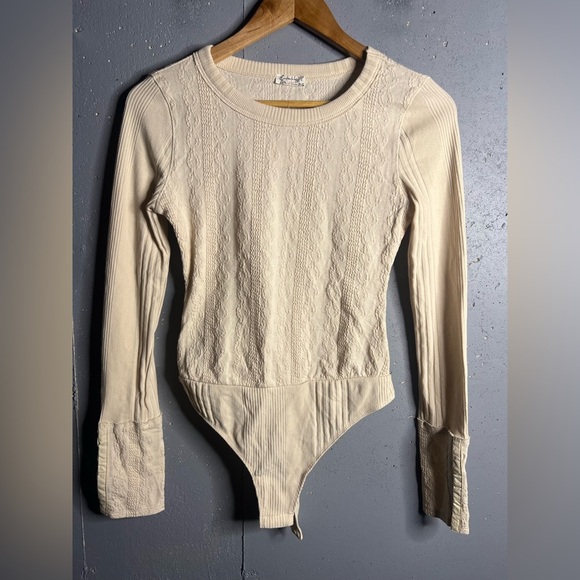 Free People Intimately Bodysuit in Cream Size S Cable Knit Long Sleeve Ribbed. - Picture 2 of 10